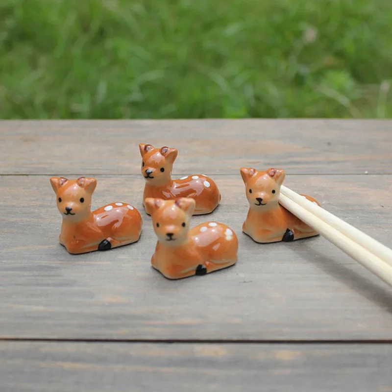 1Piece Ceramic Fawn Chopstick Holder Home Dining Table Chopstick Accessories Supplies