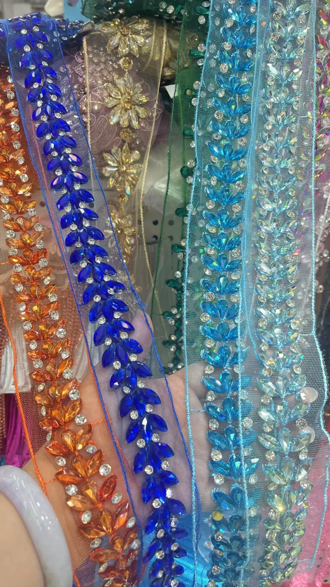 

5 ярдов шириной 4 см, королевский синий, бирюзовый, светло-голубой, оранжевый, красный, черный, перидот, прозрачные стеклянные хрустальные бусины из АБС-пластика, кружевная отделка из бисера