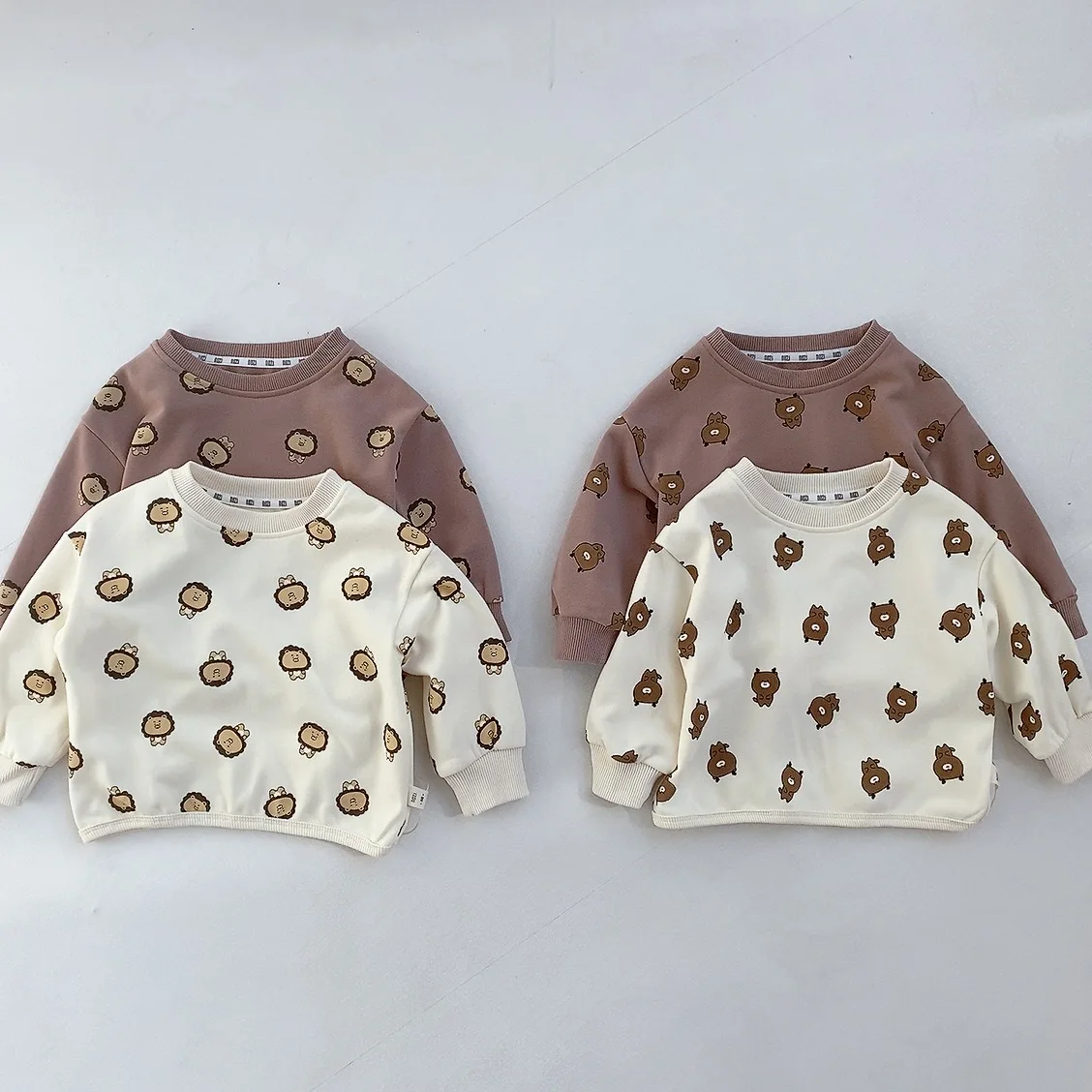 2023 Spring New Baby Clothes Set Infant Boys Girls Cute Lion Bear Animal Print Tops + Pants 2pcs Set Toddler Outfits Child Suit