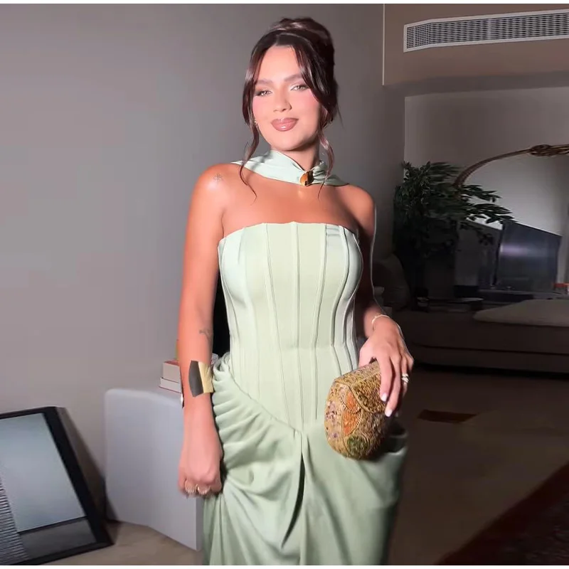 แฟชั่นฤดูร้อนจีบชุดยาวผู้หญิงผ้าพันคอซาติน Strapless เอว Cinching Robes 2025 ใหม่ชุดราตรีหรูหรา