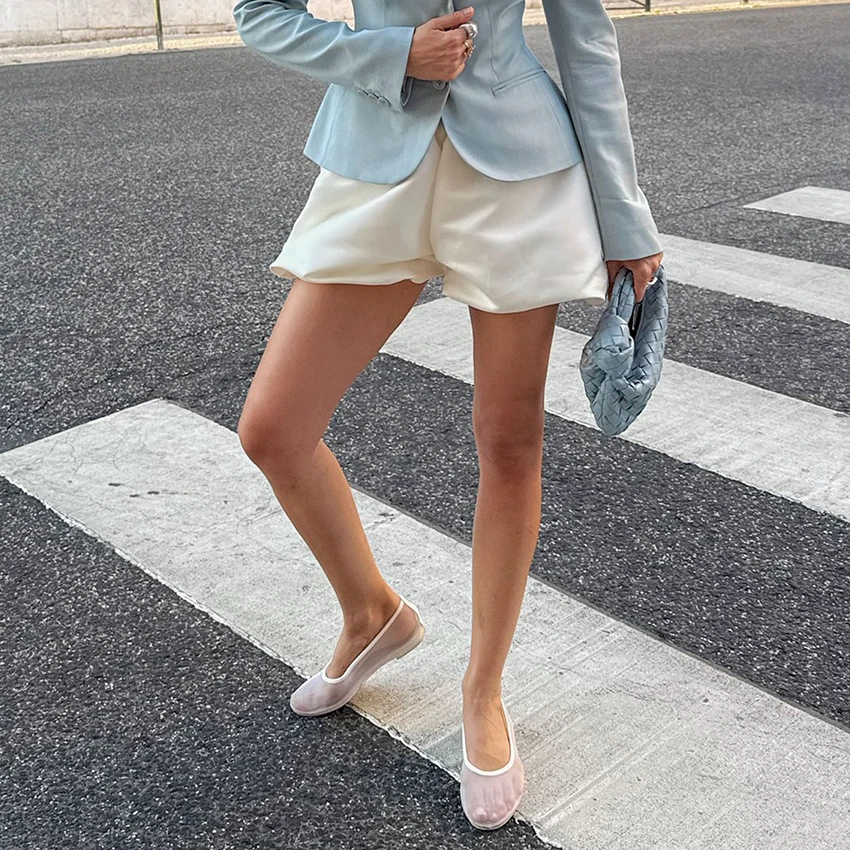 Linad Autumn Street Chic White Puff Shorts For Woman 2025 Sexy Satin High Waist Mini Pants Casual Elastic Waist Shorts Female