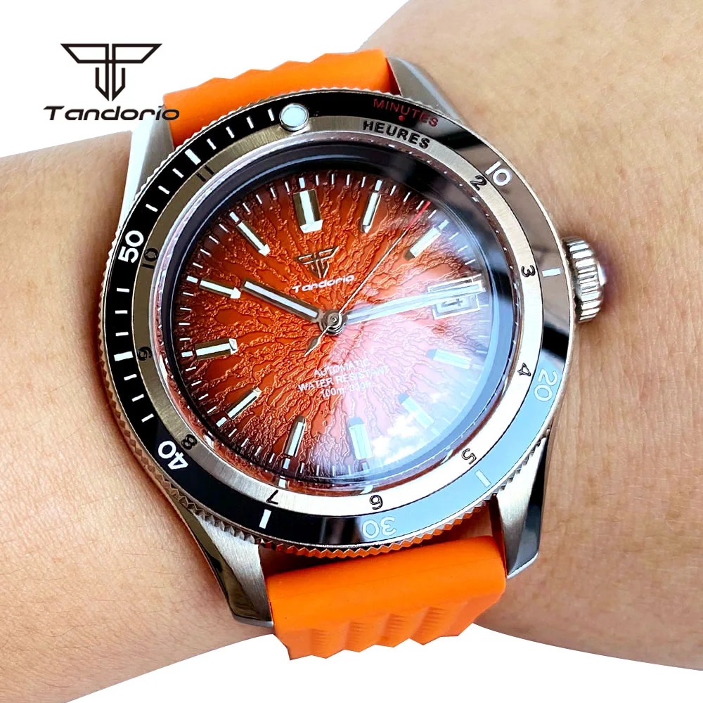 

Tandorio механические NH35 Movt мужские автоматические часы 40 мм дата дайвер куполообразное сапфировое стекло 20 АТМ водонепроницаемые текстурированные циферблаты светящиеся