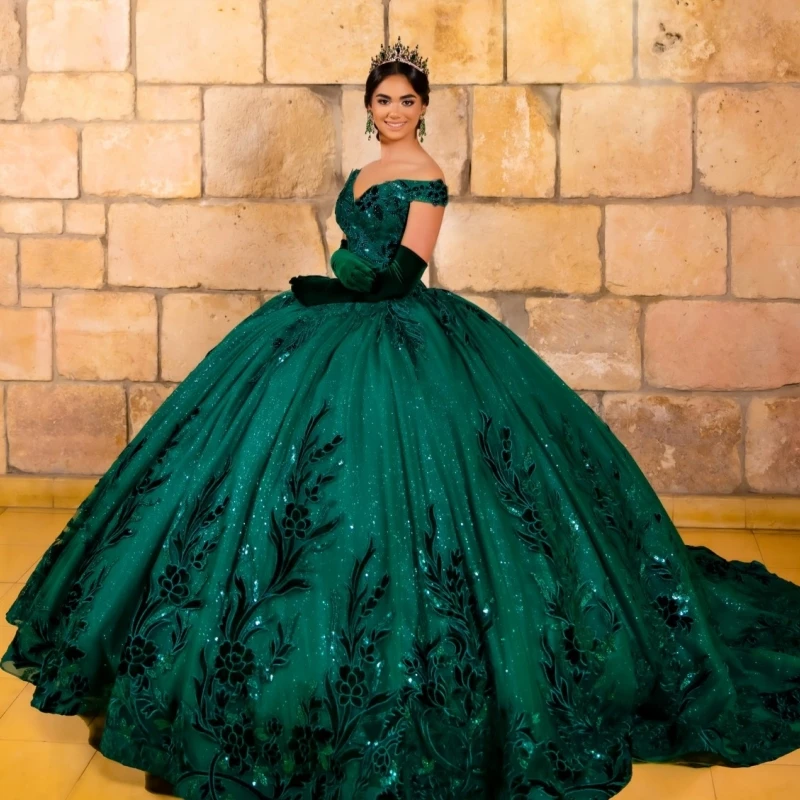 

Emerald Green Shiny Quinceanera Dresses Off The Shoulder Applique Lace Beads Tull Corset Party Birthday Sweet 16 Dress Vestidos