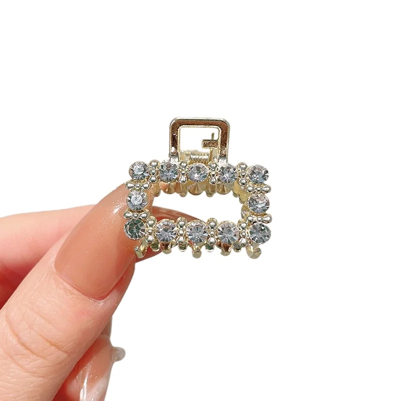 

Shining Pearl High Ponytail Grab Fixed Artifact Hairpin Headgear Shark Clip Anti-collapse Hair Accessories Claw Clip Girl Gift
