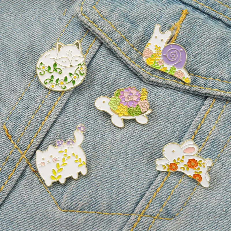 Shrubbery Animal Enamel Pin Custom Cat Fox Turtle Rabbit Snail Plant Brooch Lapel Badge Fun Cartoon Jewelry Gift for Kid Friends