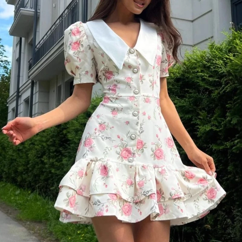 2025 Nuovo elegante manica corta con scollo a V manica a sbuffo vita stretta volant a strati mini abito floreale beachwear festa abito estivo