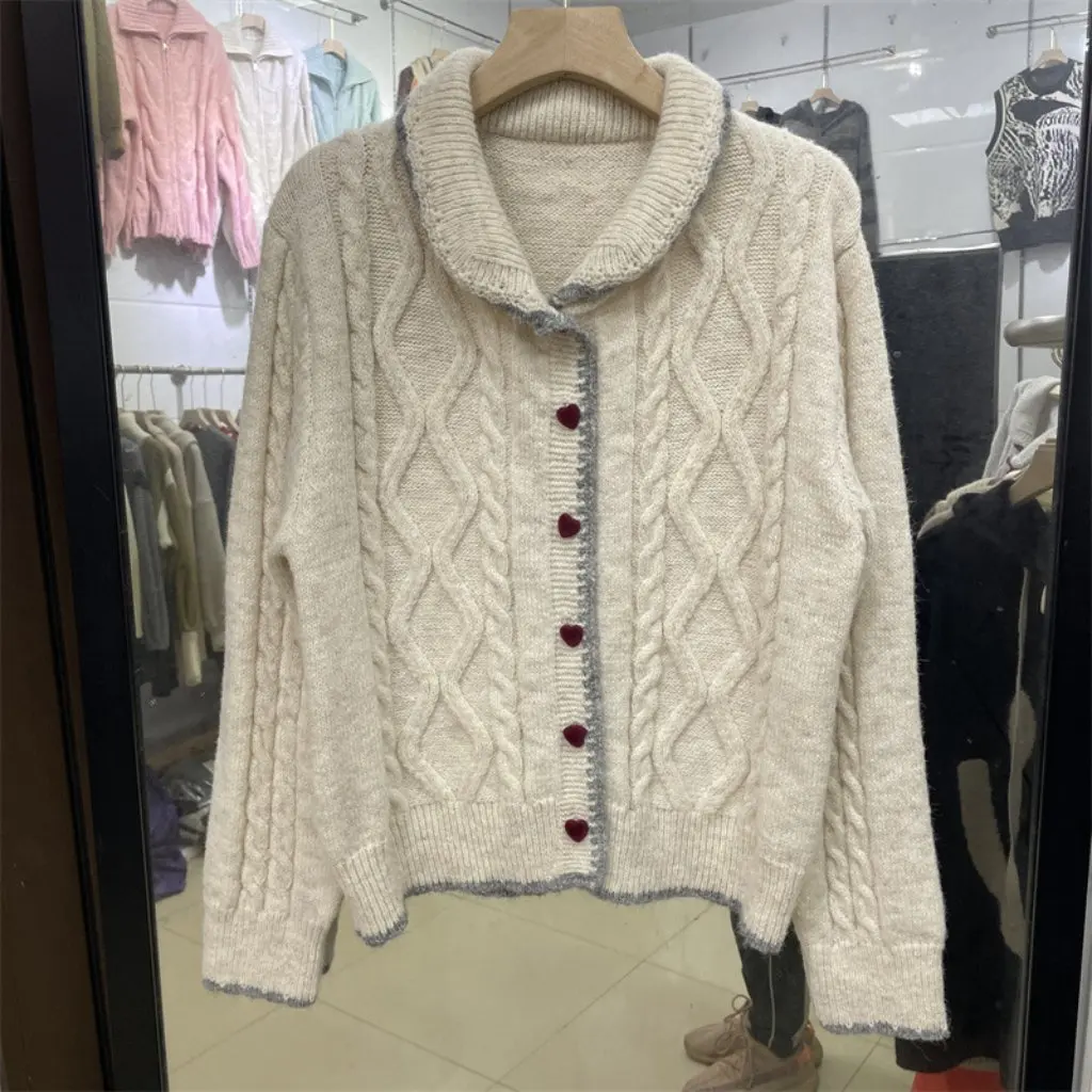 

Women's Japanese-Style Button Cardigan Gentle Heart Knitwear Casual Spring Autumn Slimming Lazy Top