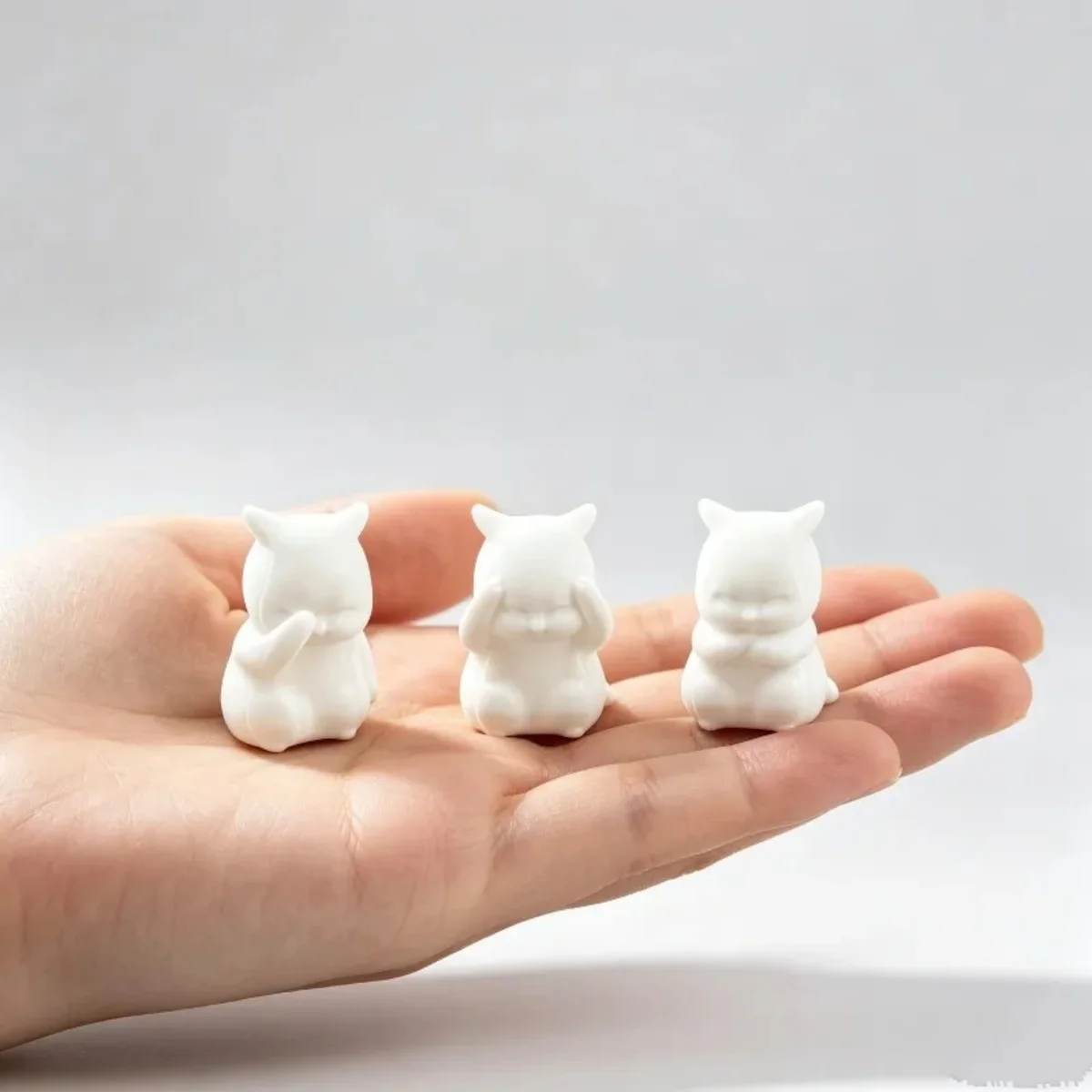 Newest 3D Printed Three Wise Kittens White Resin Statues Hear See Speak No Evil Cute Cat Desktop Decor Ornament