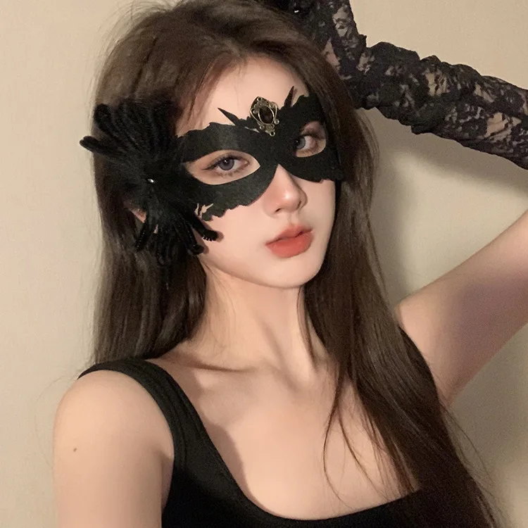 Women Leather Mask Blindfold Gothic Cosplay Fashion Halloween Carnival Party Masquerade Ball Fancy Mask Accessories Solid Color