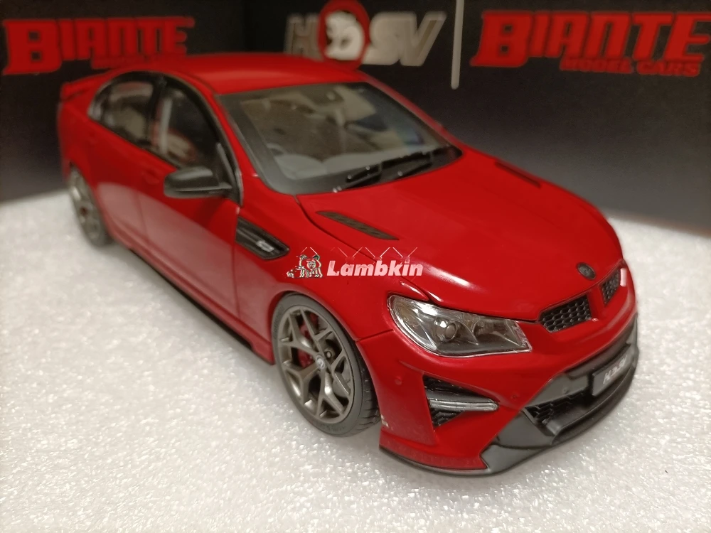 Biante 1:18 For Holden HSV GTSR HERON Red Alloy Open Door Limousine Model Collection Microfiche