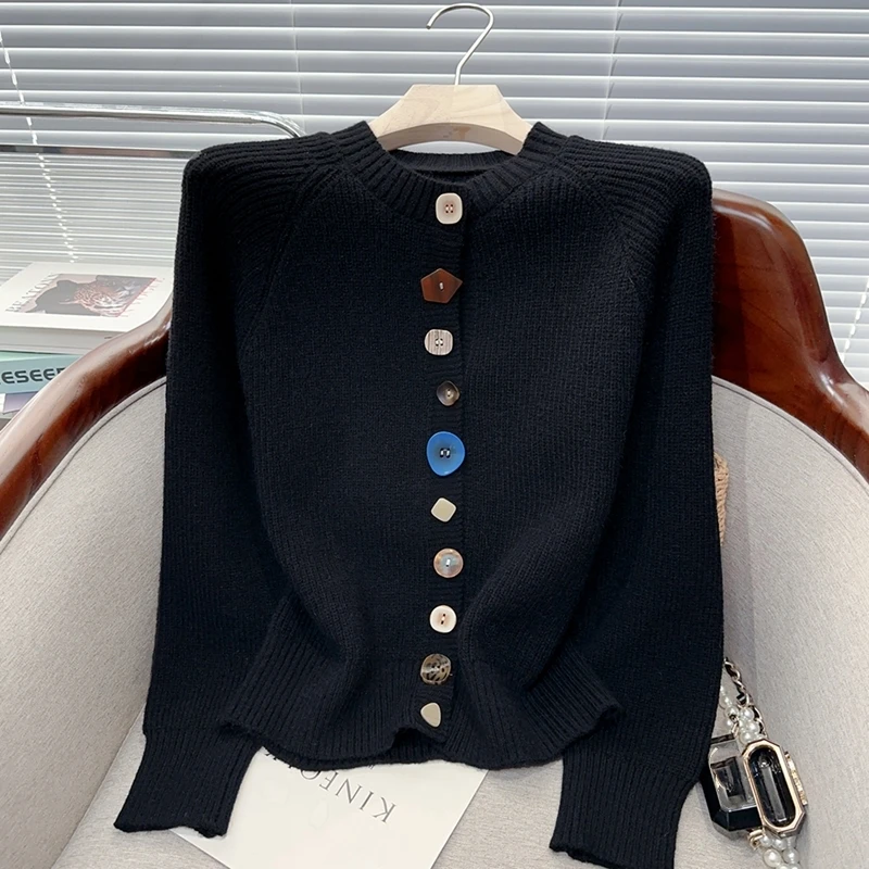 Top vendita cappotto maglione con bottoni colorati donna autunno e inverno nuovo design top corto sottile allentato