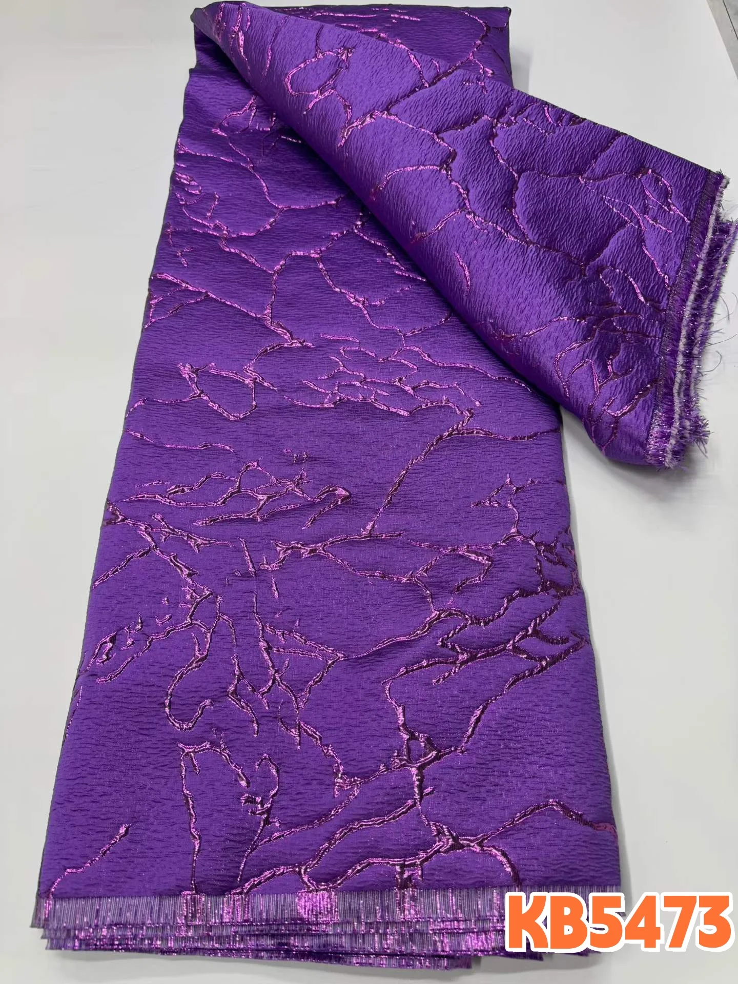 

Фиолетовая органза с жаккардовым узором и вышивкой, 5 ярдов, новые дизайны, коричневое кружево с золотым напылением, французское сетчатое кружево для шитья KB5473