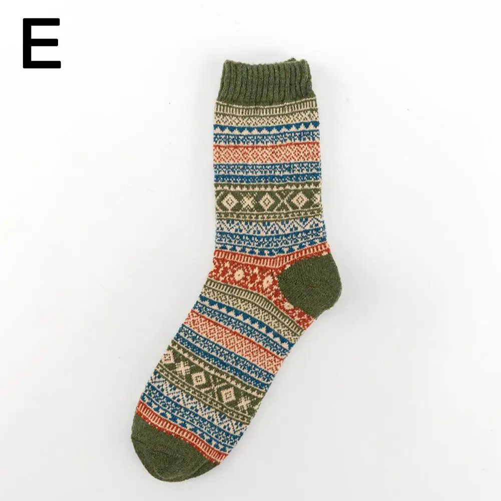 1Pairs Winter Socks Warm Thick Soft Mid-calf Socks Women Couple Socks High Retro Men Socks Style Stripes Quality Colorful R P9L5