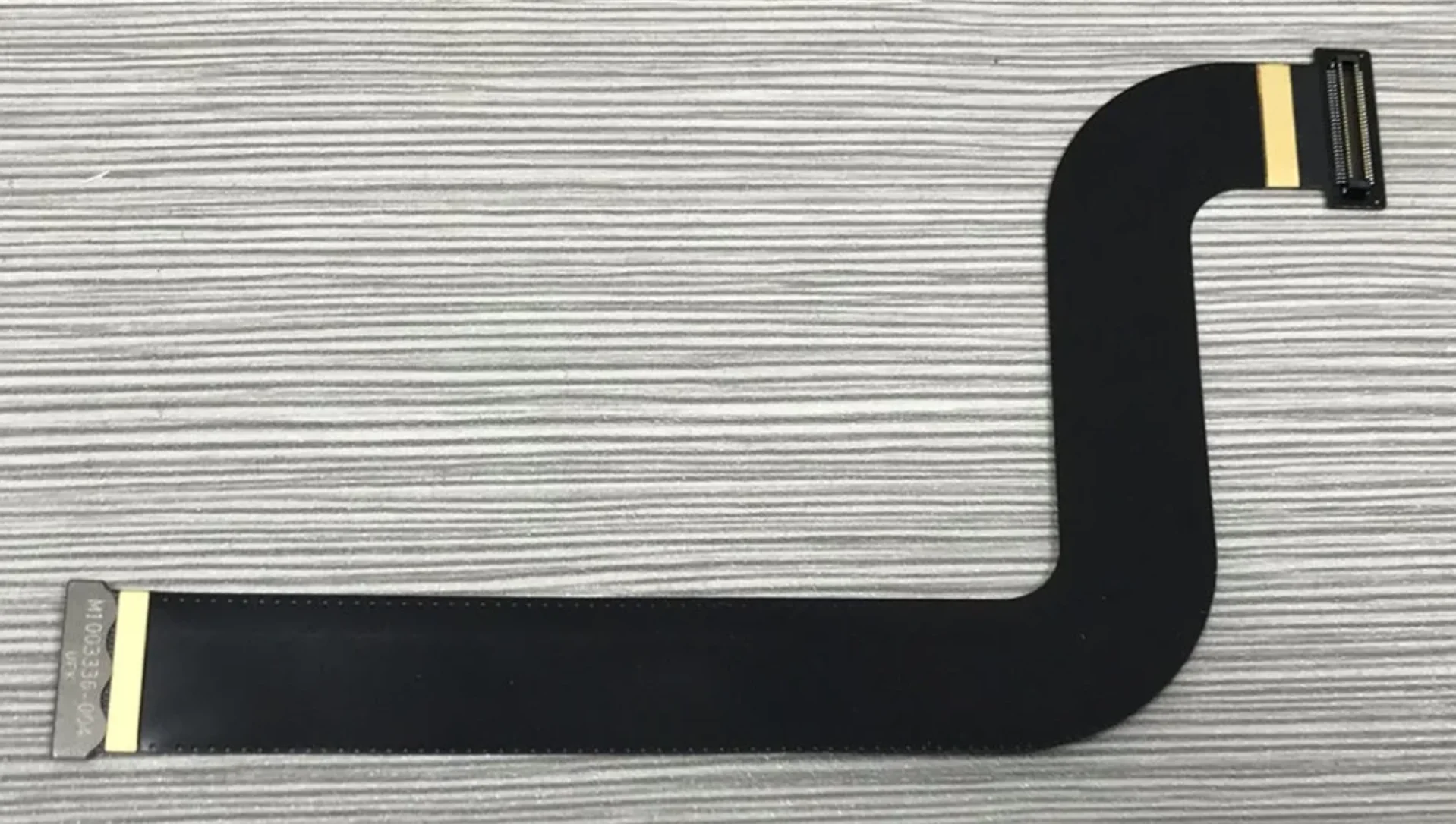 

Гибкий кабель ЖК-дисплея планшета для Microsoft Surface Pro 5 Модель: 1796 Гибкий кабель для ЖК-дисплея, замена, ремонт, исправление детали M100