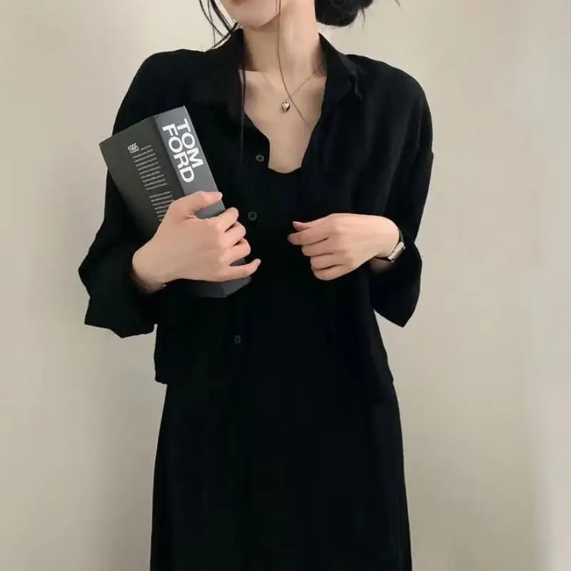 Koreaanse versie van chique lente en herfst Franse retro temperament sexy jarreteljurk + shirtjasje tweedelige set voor dames