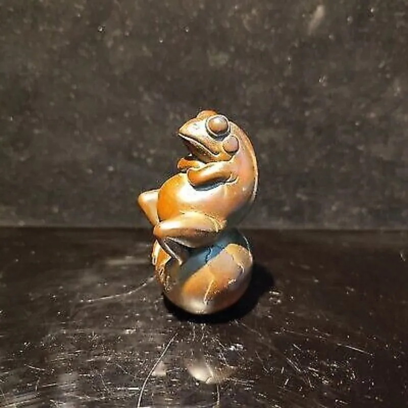 

China Boxwood Wood Carving Miniature Itemhand Sculpture Decor Wooden Statue Frog