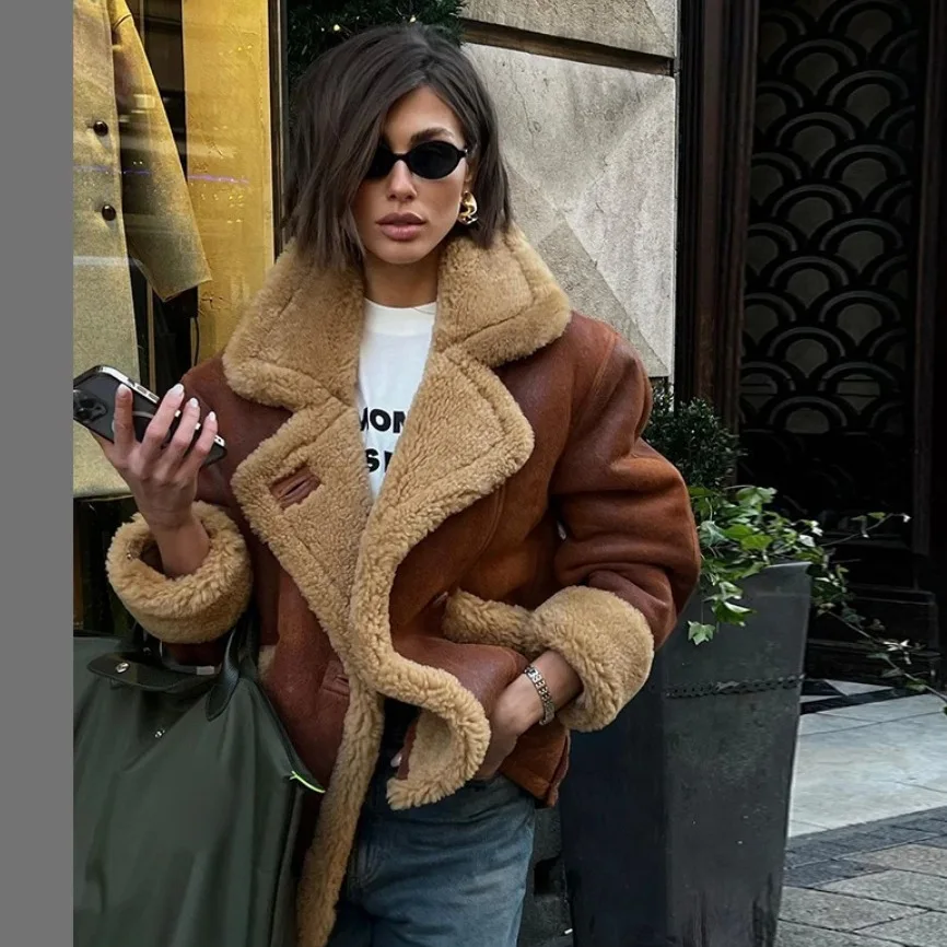 

2025 Women's Autumn and Winter Plus Plush Thick Lapel Fur Collar Lamb Wool Lazy Fashion Jacket