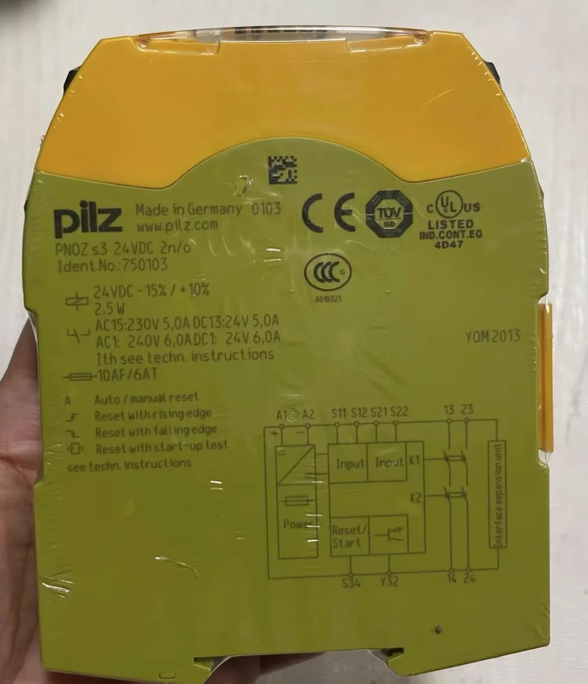 Brand new 750103 PNOZ s3 Pilz safety relay 24VDC