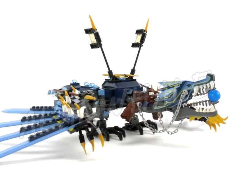 657 pz Shinobi Bule Saetta Drago Battaglia Argento Elicottero Poseable Ali 79141 Building Block giocattoli Compatibile Con Il Modello