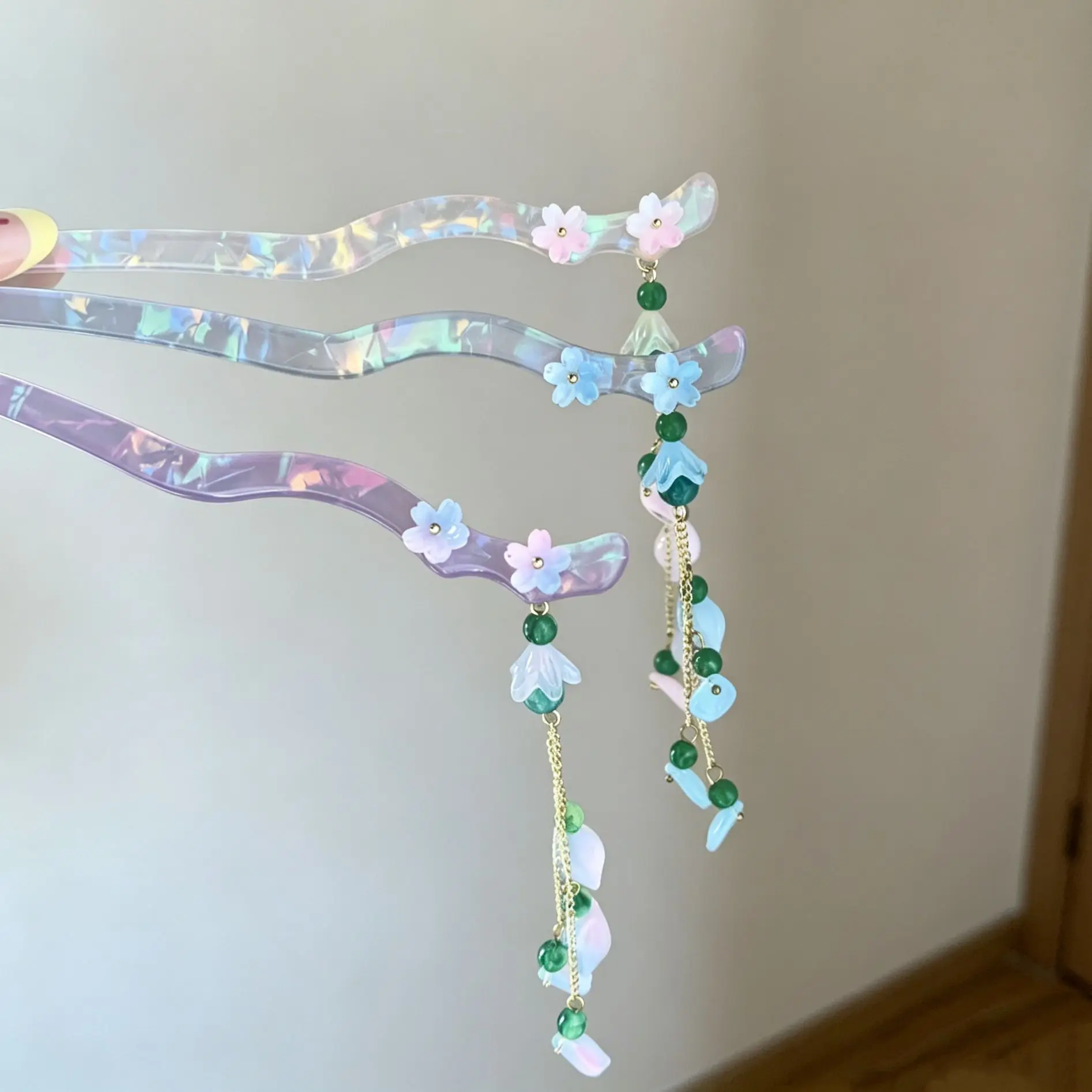 Fashion Minimalist Acetic Acid Hair Stick Women Iridescent Glow Flower Tassel Hairpin Sweet Lovely Hanfu Hair Accessories Gifts