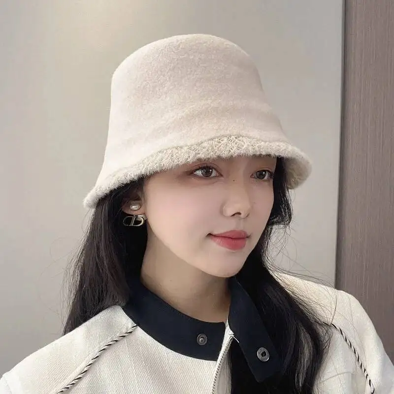 Modny, unikalny kapelusz typu bucket hat z wełny z surowym wykończeniem, eleganckie kapelusze księżniczki, damskie jesienno-zimowe kapelusze rybackie, dobra jakość, jednolity kolor.