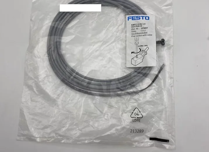 

New Original FESTO cable socket NEBV-Z4WA2L-R-E-2.5-N-LE2-S1