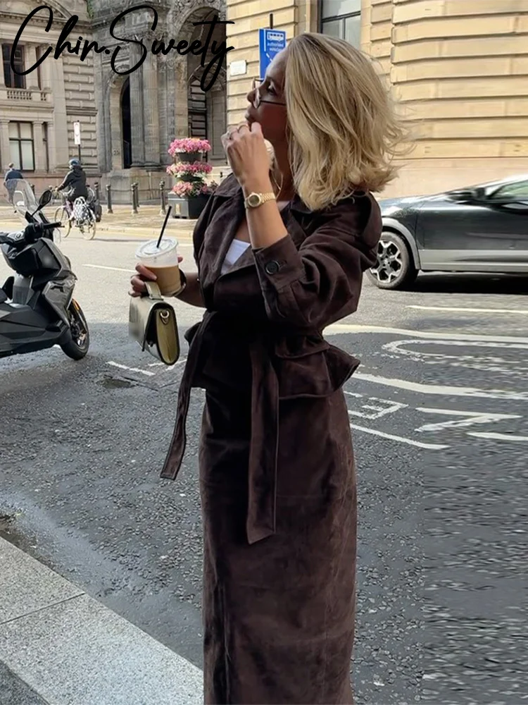 الصلبة الجلد المدبوغ المرأة مجموعة الورك حزمة عالية الخصر سيدة التنانير دعوى 2025 موضة الخريف في مباراة الدانتيل يصل التلبيب معطف الإناث مجموعات