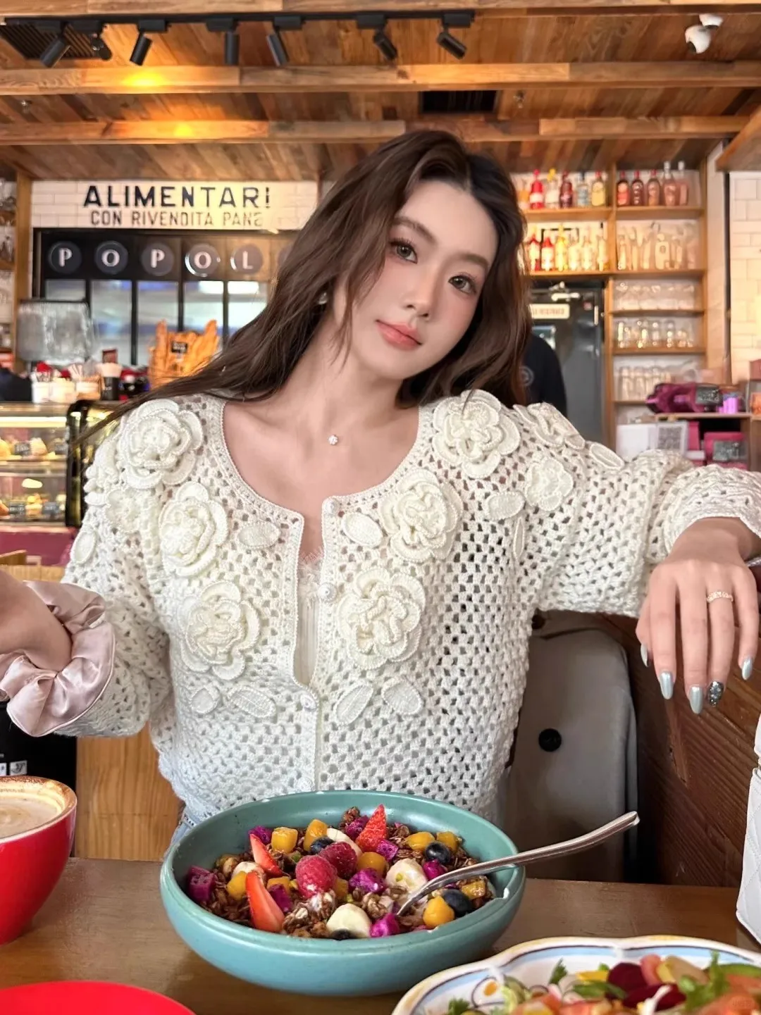 

Autumn New French Temperament 3D Flower Hollow Out Round Neck Short Knitted Cardigan Women Elegant Sweater Tops F125