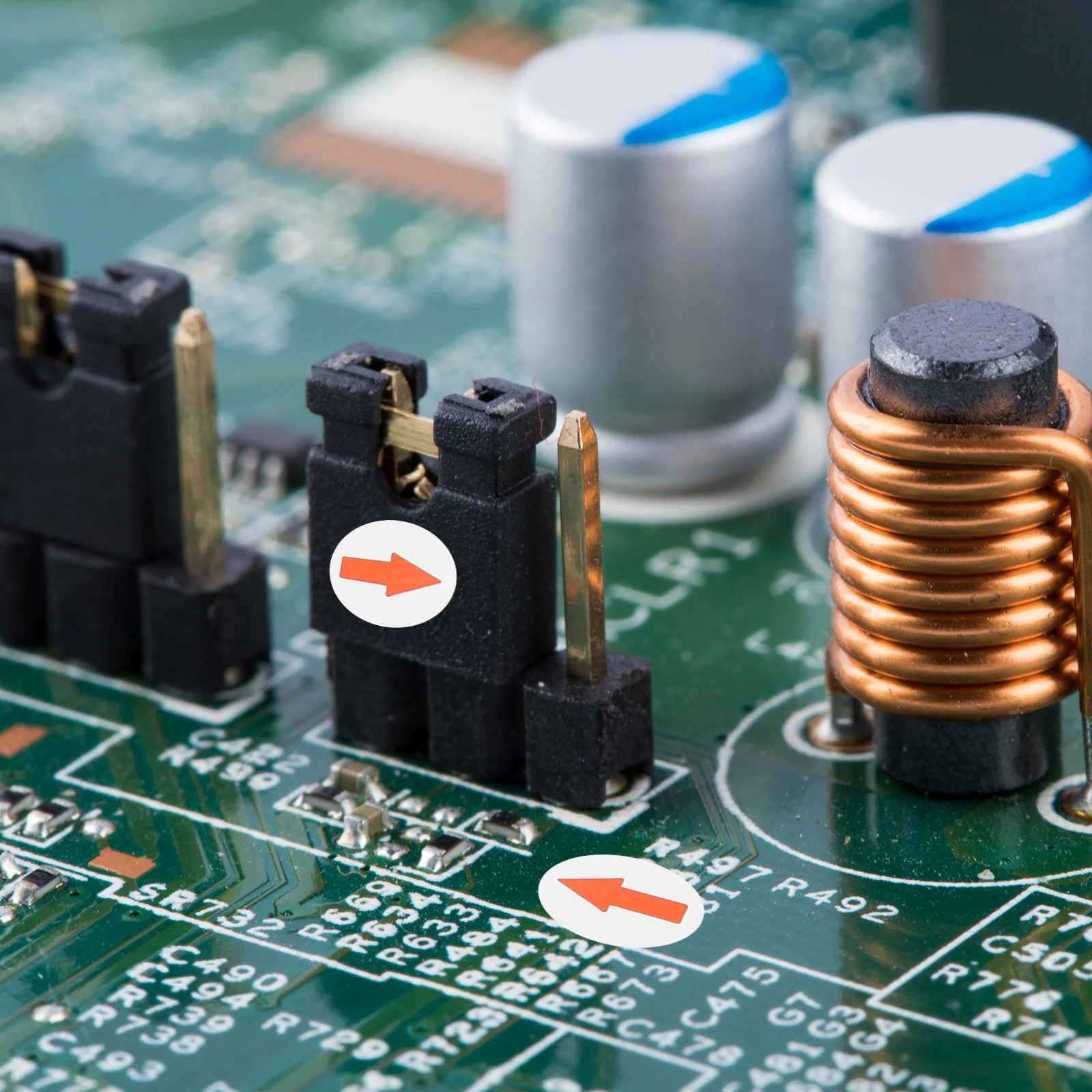 3200pcs Red Arrow Labels Bright Colorful Stickers for Round Adhesive Defect Indicator Office Factory Home Use