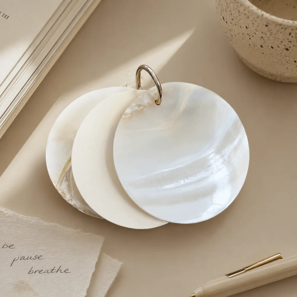 Natural Shell Abalone Shell Notebook Lightweight Mini Compact Mini Notebook Smooth Pages Gradient Color Portable Notebook