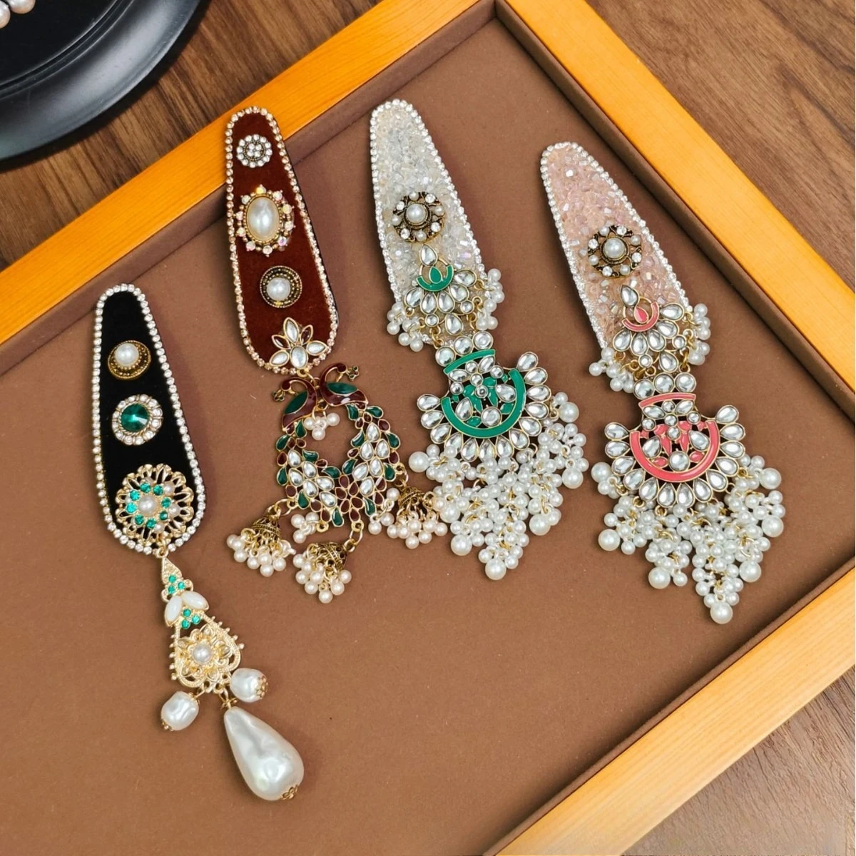 

New Retro Chinese Style Luxury Edge Clamp Full Diamond Bending Clamp Pearl Fringe Exaggerated Hairpin Ethnic Style Edge Clamp