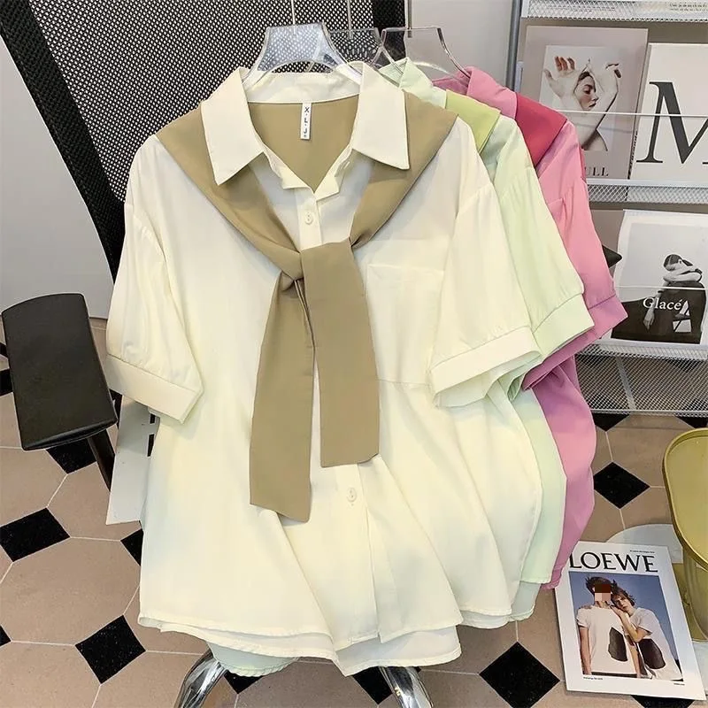 เสื้อเบลาส์แขนสั้นสองชิ้นสไตล์ผ้าคลุมไหล่หลวมและ Drapey สําหรับผู้หญิงเสื้อฤดูร้อนที่สดใหม่และเก๋ไก๋สําหรับการผูกชั้น