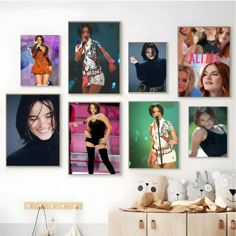 Póster de Singer A-Alizee, arte HD, pared adhesiva, impermeable, decoración estética para el hogar, sala de estar, bar