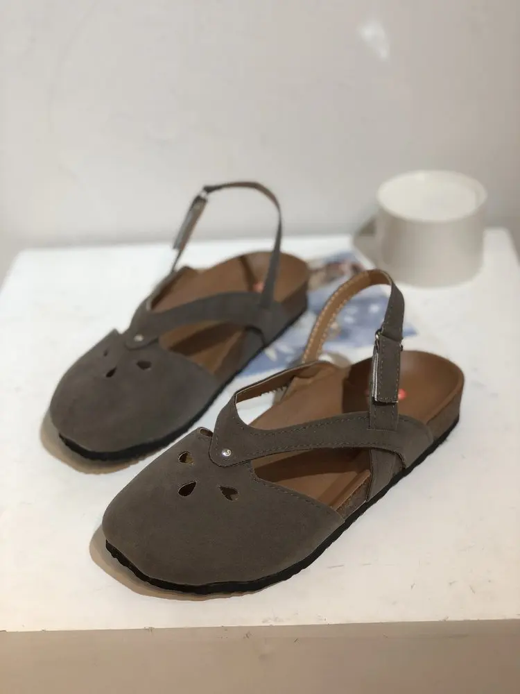 2024 Foreign trade Amazon wish fashion large size summer simple generous ladies after hollow-out flat sandals in stock