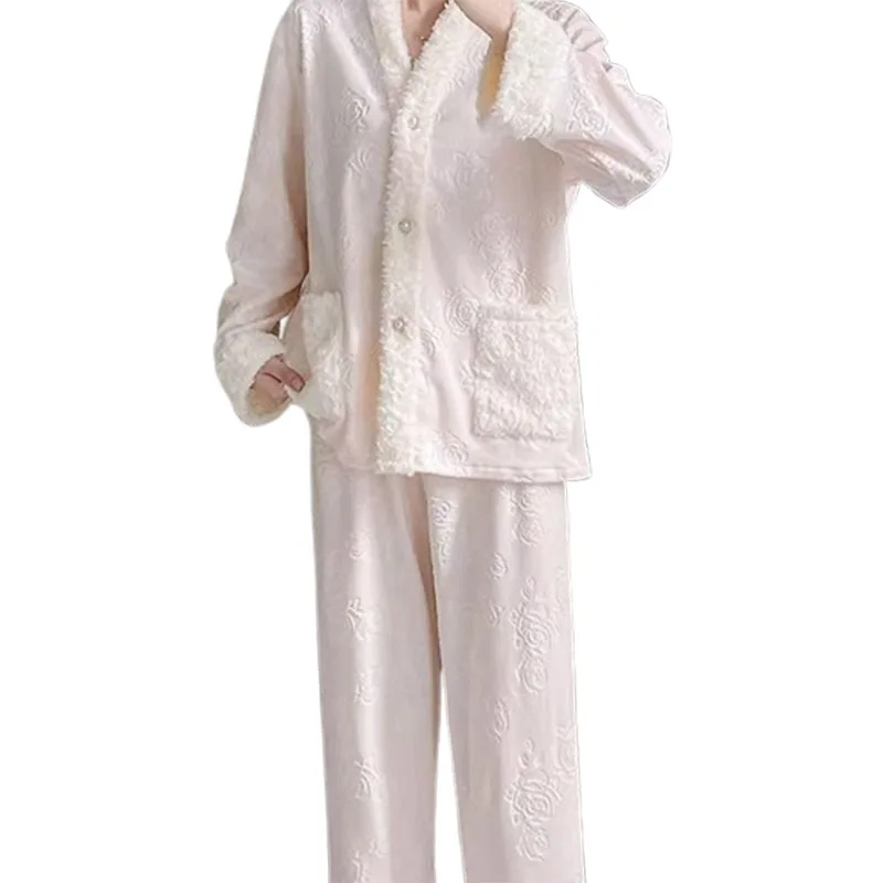 مجموعة ملابس نوم مخملية سميكة على شكل جزيرة ملابس منزلية نسائية بأكمام طويلة ورقبة على شكل حرف V وأزرار نمط مريح للشتاء الترفيهي #5