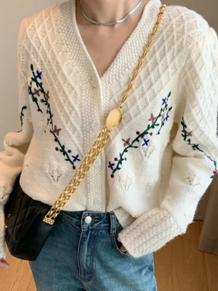 Knitted Cardigan Sweater Women Embroidery Hook Flower Vintage Sweaters Coat Women\'s Autumn Winter New Fashion Long Sleeve Top