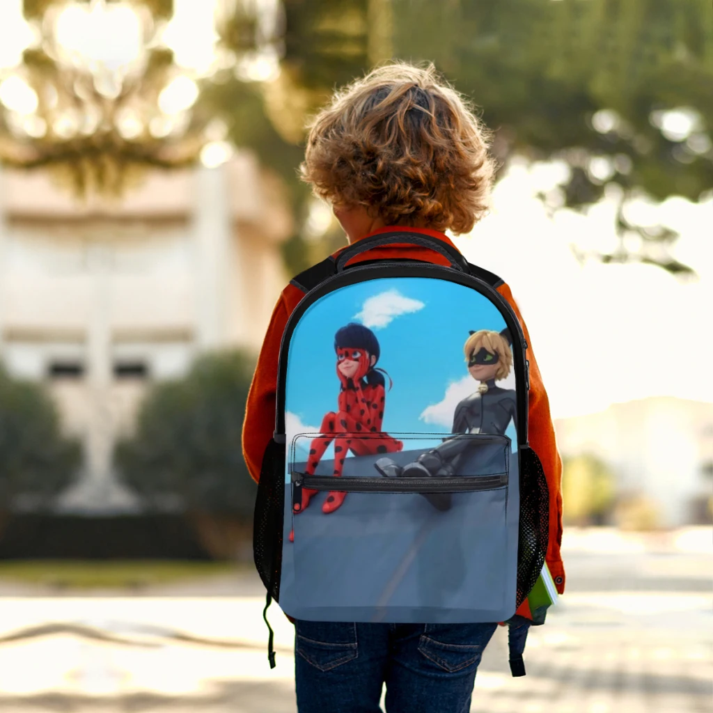 Ladybu.g-Mädchen neue weibliche Mode Jungen hohe Kapazität wasserdichten College-Rucksack trend ige Mädchen Laptop Schult aschen 17 Zoll ﻿ ﻿