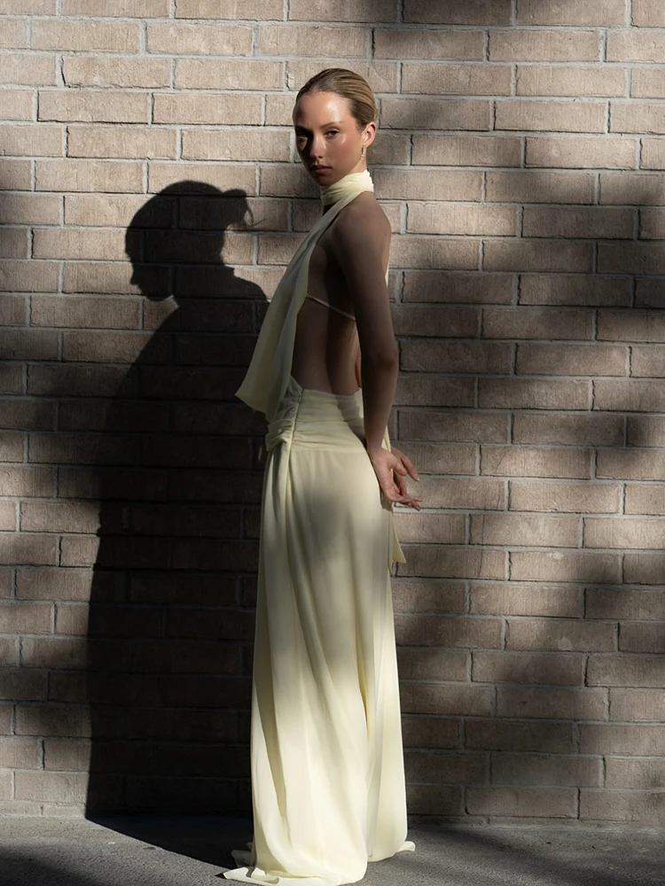 Nibber Urlaubs-Maxikleid für Damen, Rückenfrei, Ärmellos, mit Falten, Neckholder, Quasten, Schwingkragen, Elegantes Sommer-Strandparty-Kleid – Detail 6