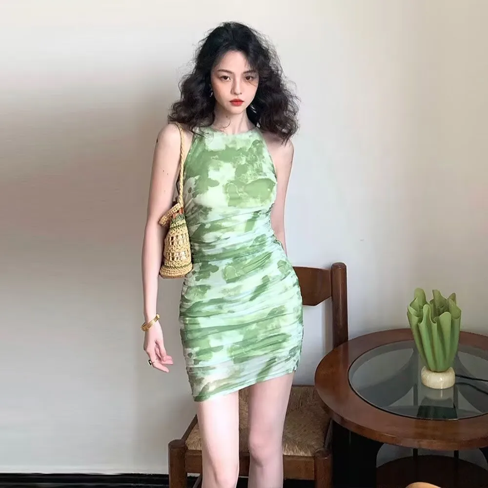 Sexy Dress 2023 Summer New Green Print Sleeveless Pleated Gauze Chiffon Dresses Slim Waist Hip Elastic Suspender Mini Dress