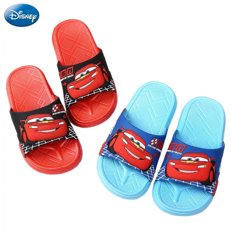 Disney Lightning McQueen animation periferiche cartoon pantofole per bambini creative Kawaii bagno antiscivolo pantofole con fondo morbido