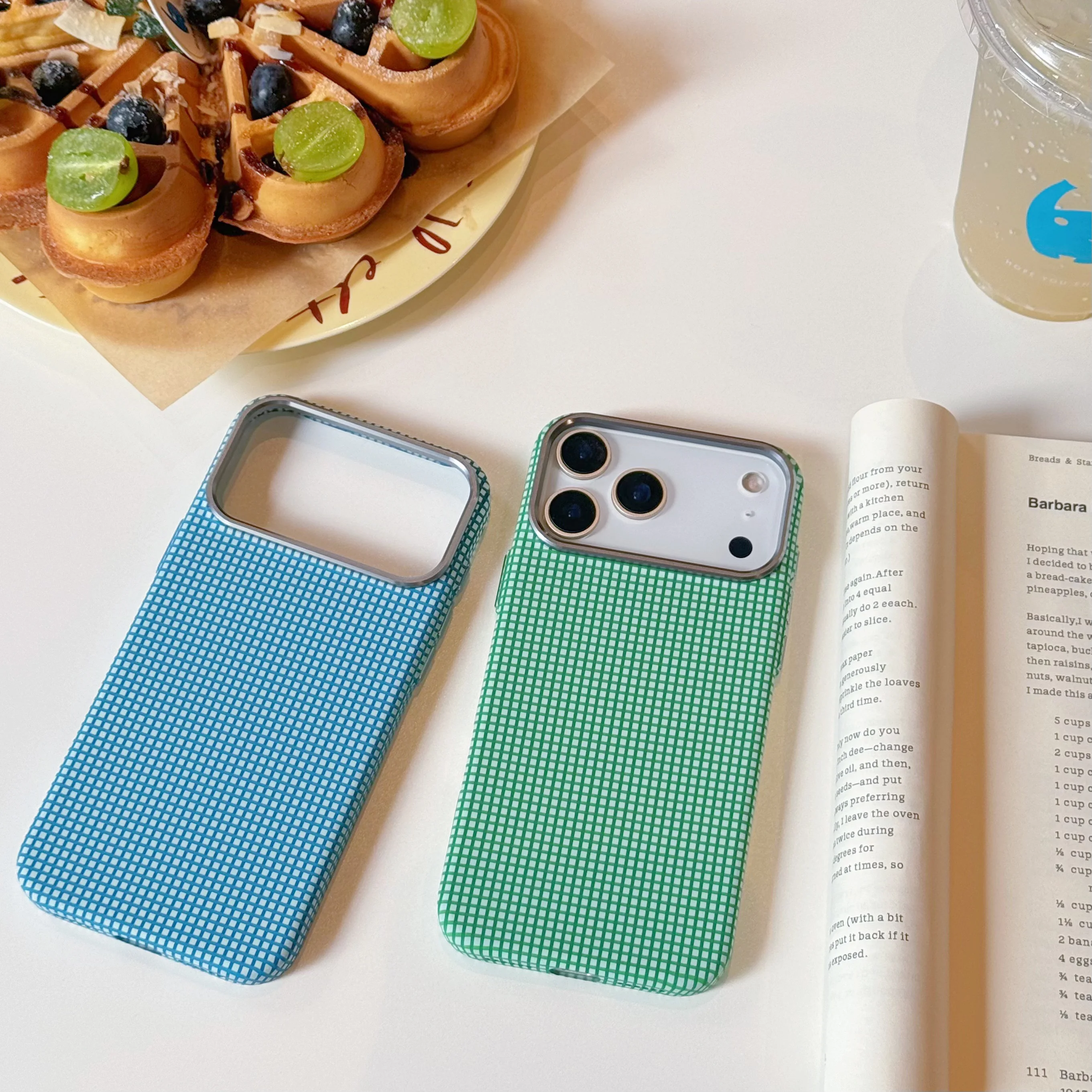 

For iPhone 17 Air Fashion Small Fresh Grid Pattern Phone Case For iPhone 17 Pro Max Magnetic Shockproof Protective Cover