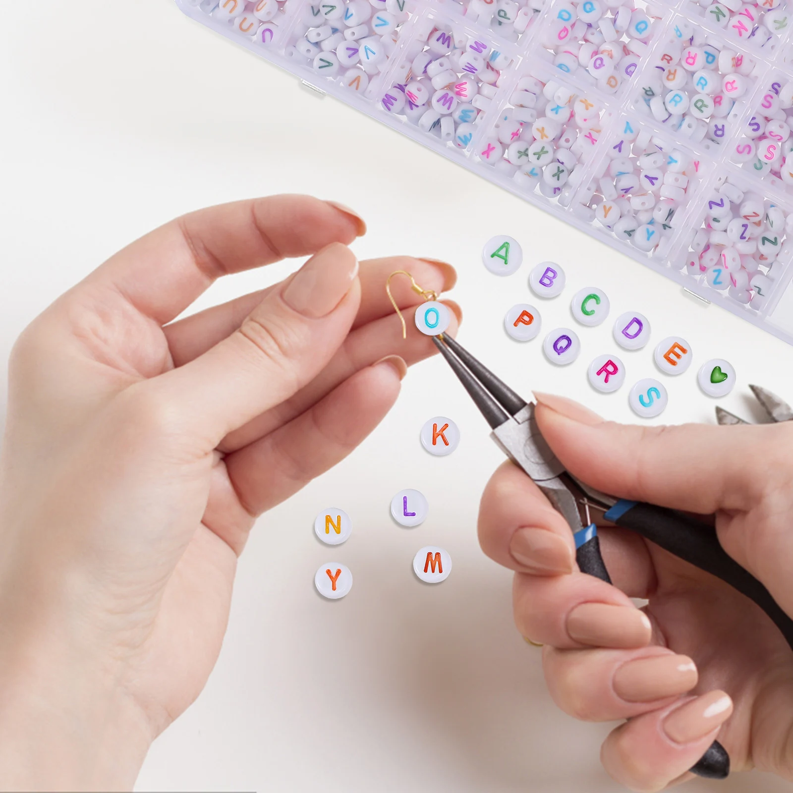 

Flat Colorful Letter Beads Alphabet Beads 10m Elastic String for Jewelry Bracelet Making Kit Bead Letters