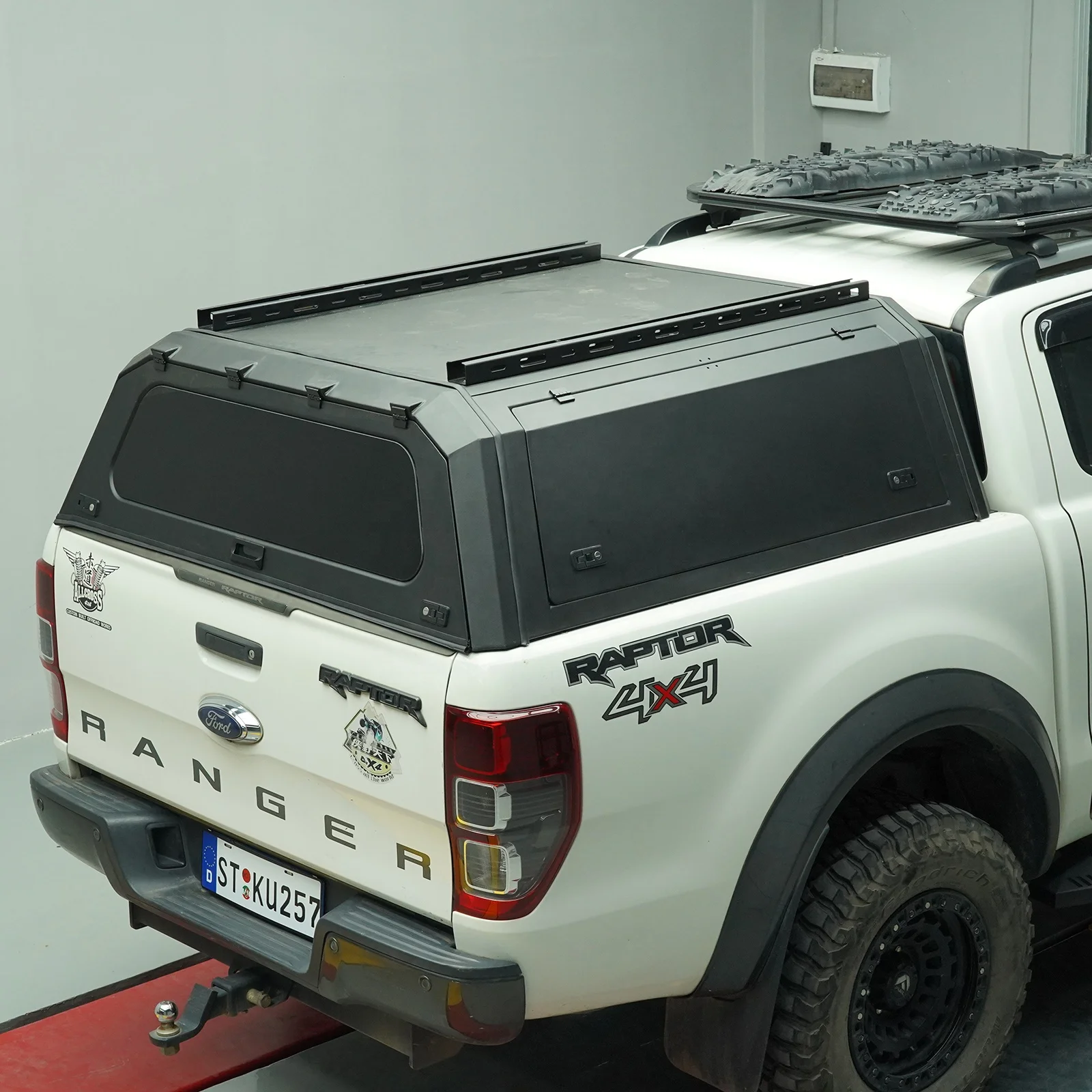 

Brand New High-Grade 4x4 Accessories Body Kit Camper Pickups Steel Truck Canopy for ford Ranger Next Gen Tonneau F Series 150/25