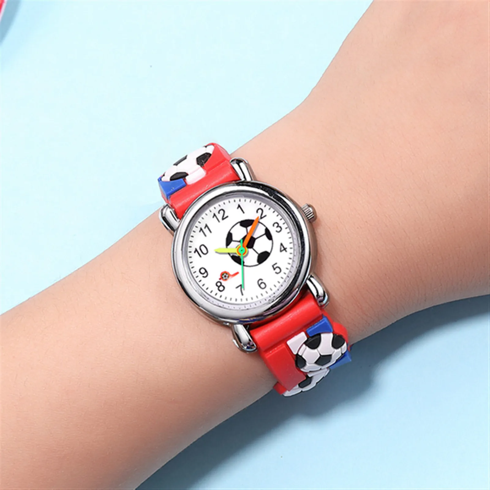 3D Relief Trend Fashion Casual Sports Watch Children's Football Pattern No Waterproof Stainless Steel Silicone Band Quartz Reloj