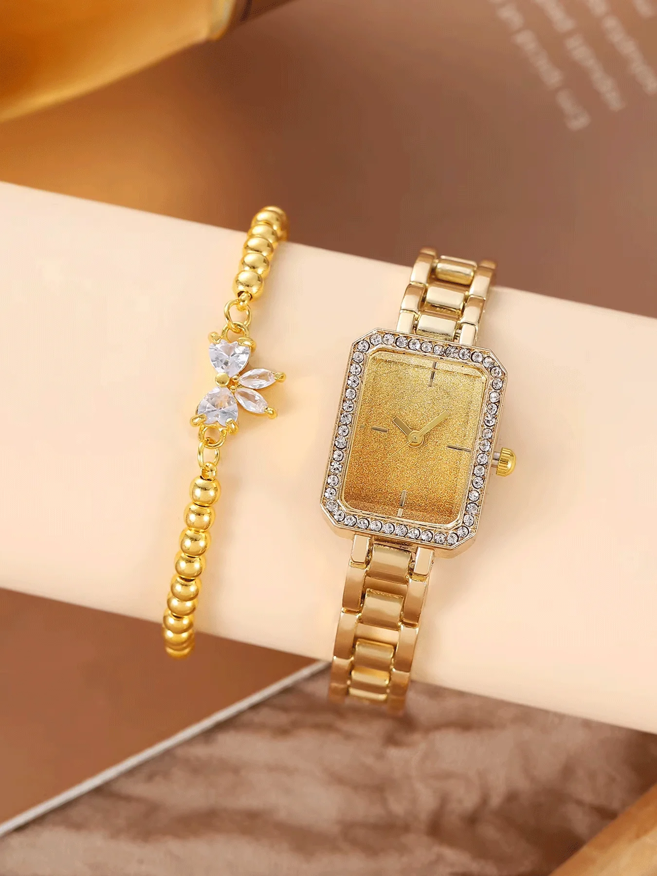 

2-piece exquisite and versatile women's watch set, fashionable quartz watch, casual steel strip watch, women's watch set