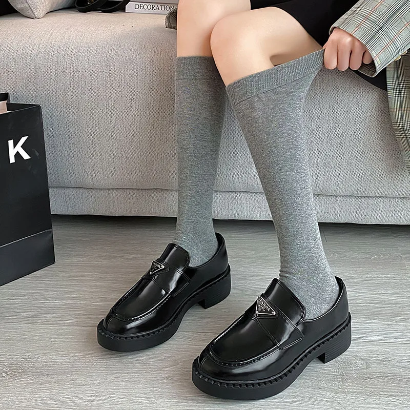 Women Stockings College Style Knitted Cotton Knee Socks JK School Girls Solid Color Black White Gray Long Socks Stockings Women