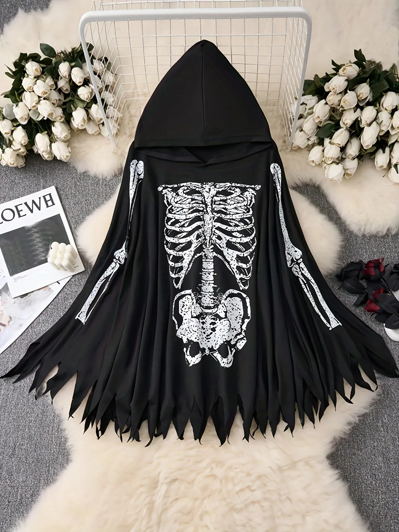 

Gothic Style Black Skull Print Long-Sleeved T-Shirt Unisex Role-Playing Top for Party Suitable for Men And Women