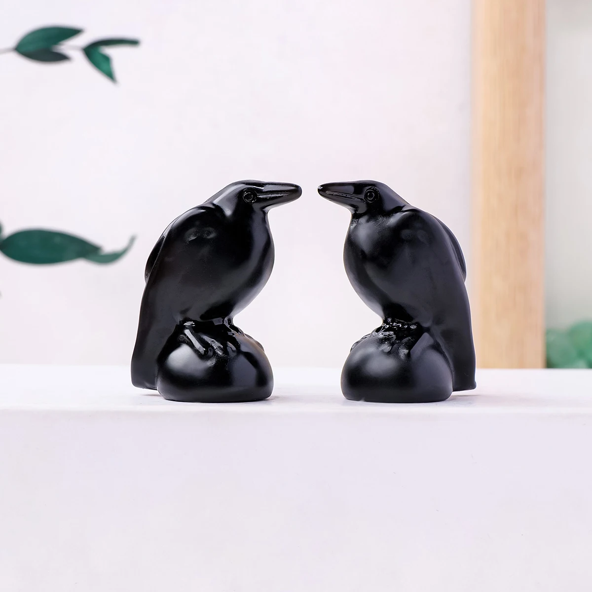 1PC Natural Crystal Obsidian Raven Statue Faux Raven Decorative Carving Pieces Halloween Home Decor Crafts