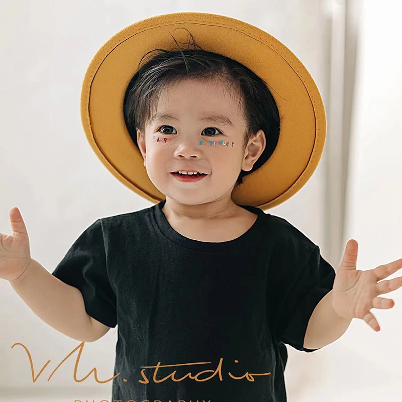 

Baby Boy Photography Clothing Cute Stickers Photo Props 3-5 Months Baby Casual Top Yellow Hat Socks Set Infant Photo Accessories