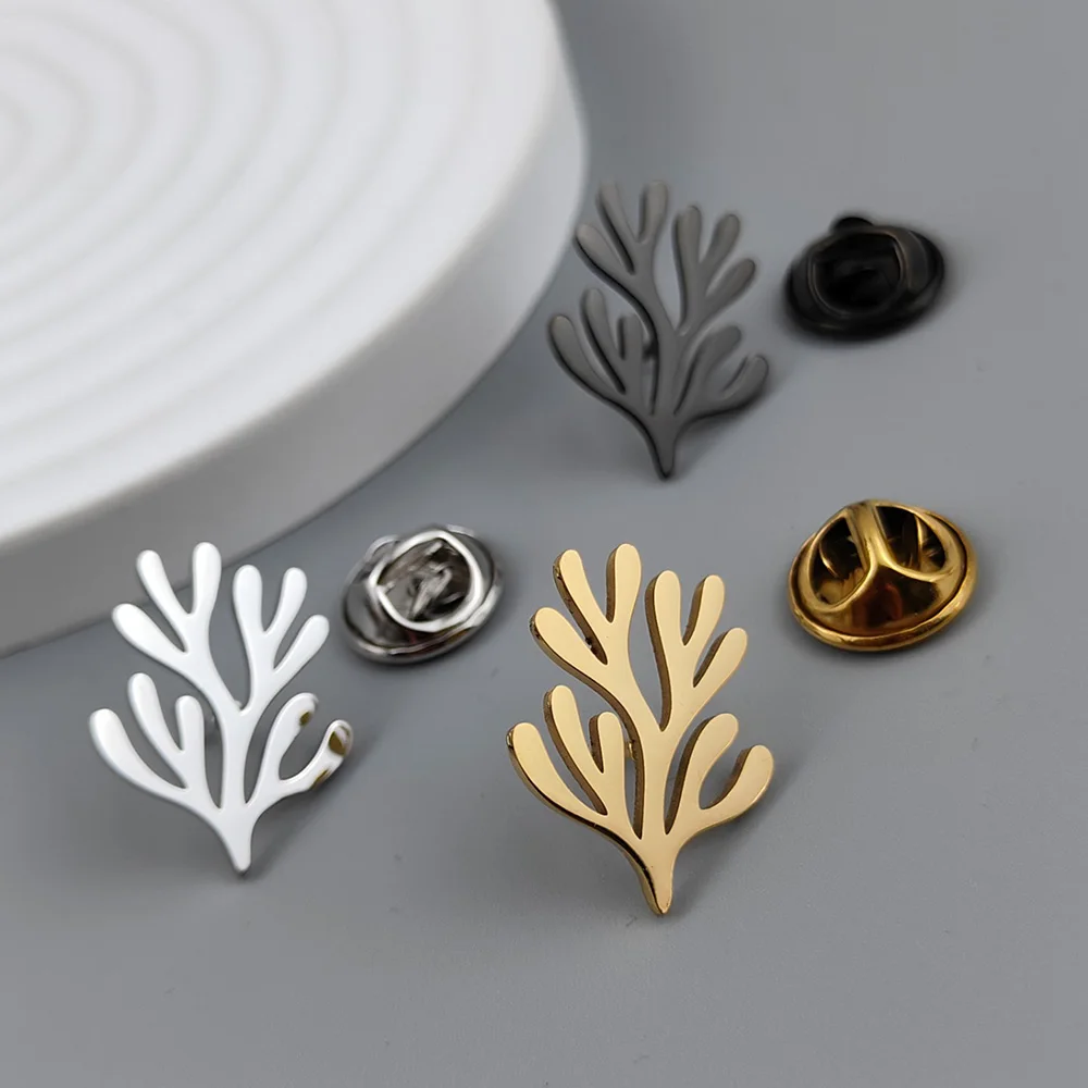 High Quality Stainless Steel Jewelry Men's Brooch Leaf Seaweed Design Fashion Chest Accessories Creative Gift Wholesale